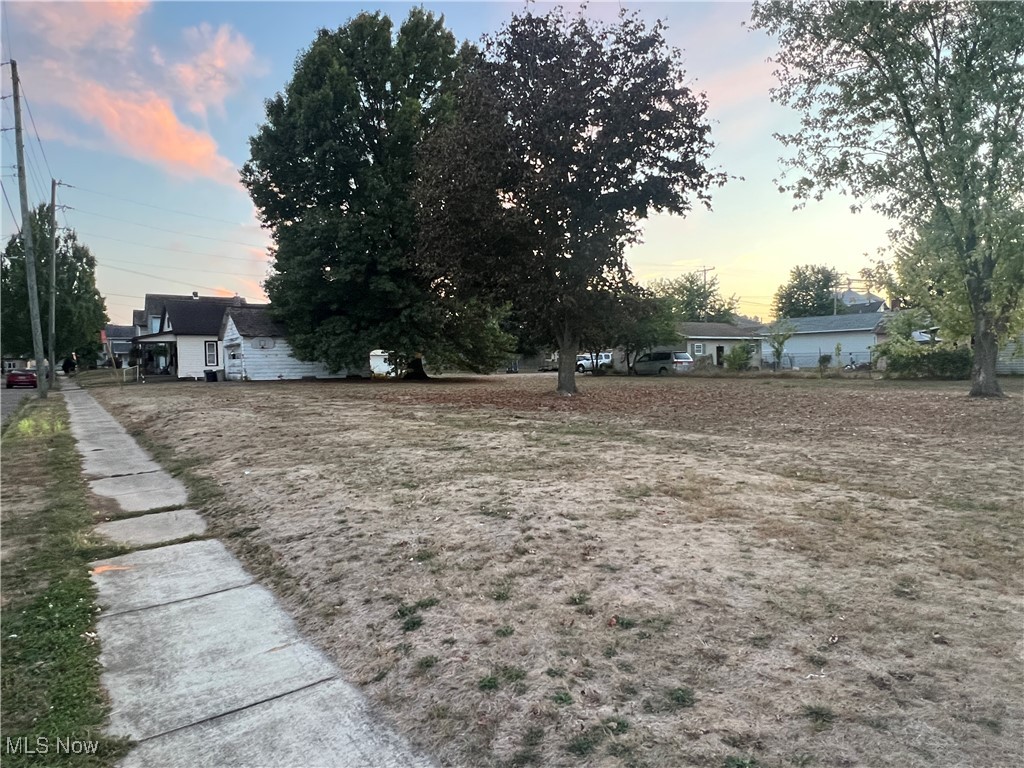 902 W High Avenue