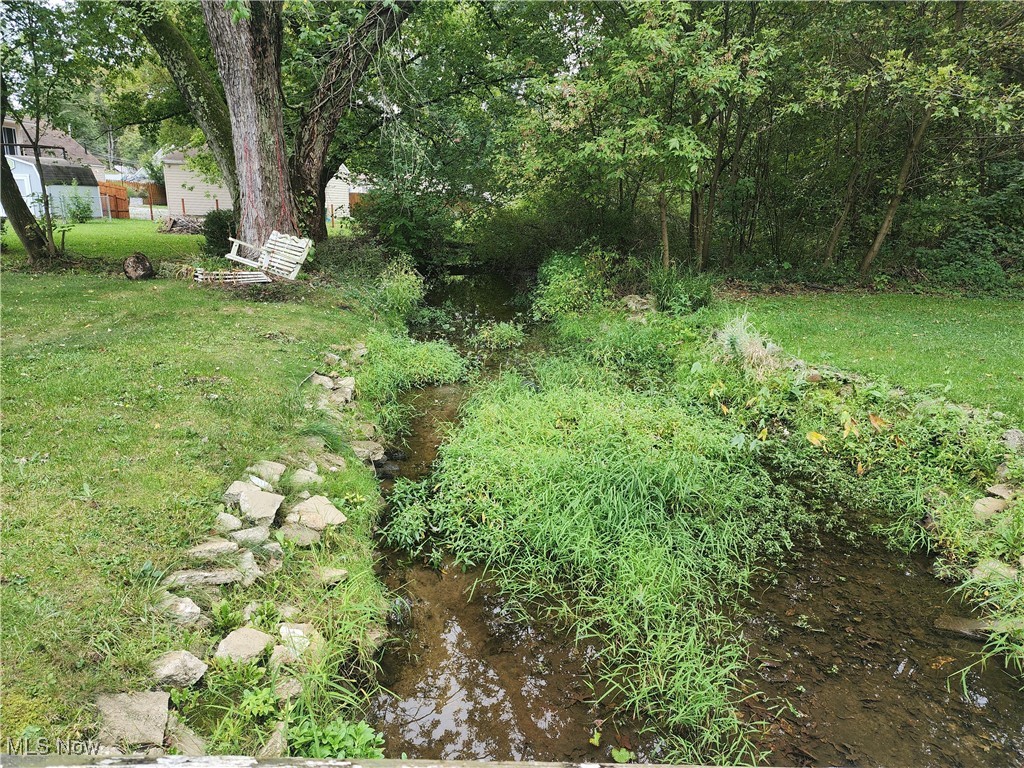 2261 Lake Road Property Photo 7