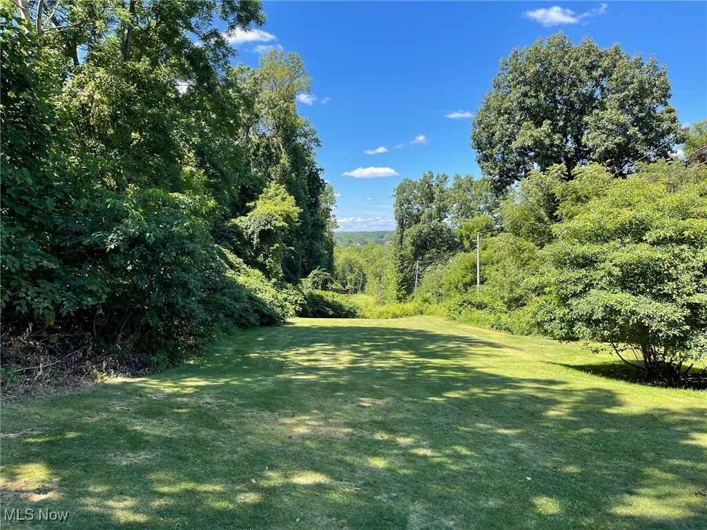 Brownstone Avenue Property Photo 2
