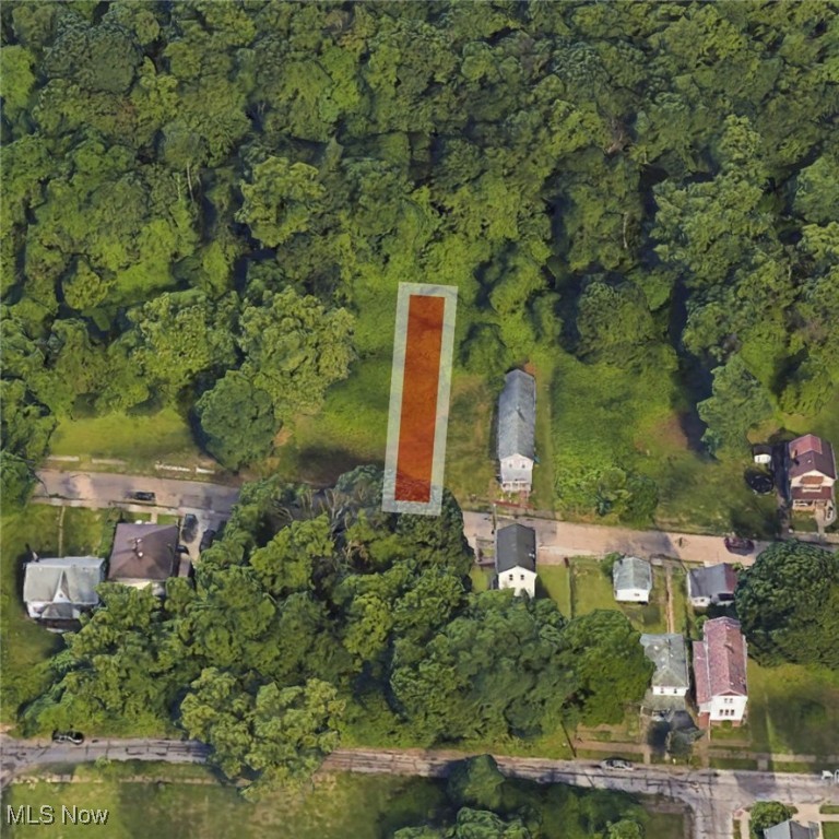 751 Highland Avenue Property Photo 1