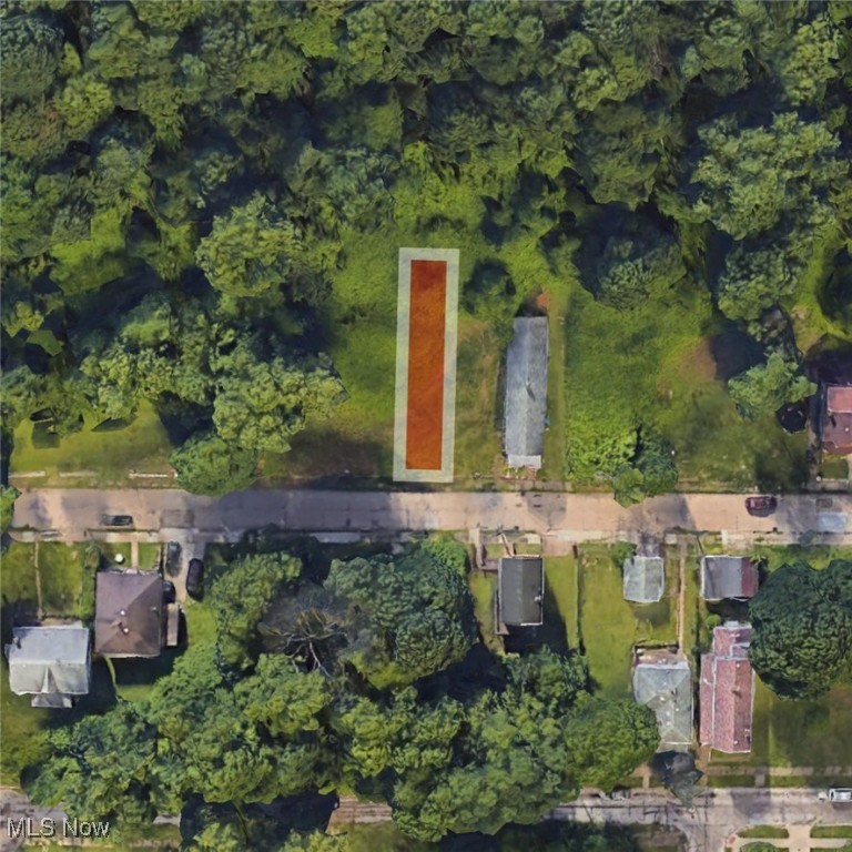 751 Highland Avenue Property Photo 3