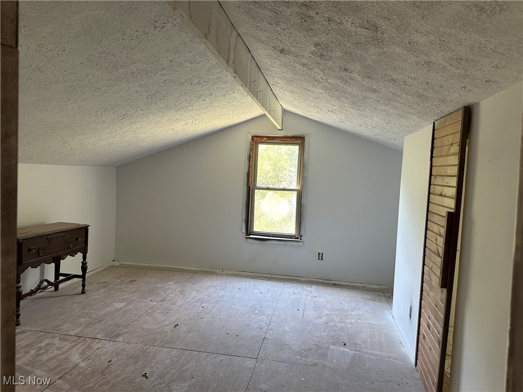 36 Friar Tuck Road Property Photo 12