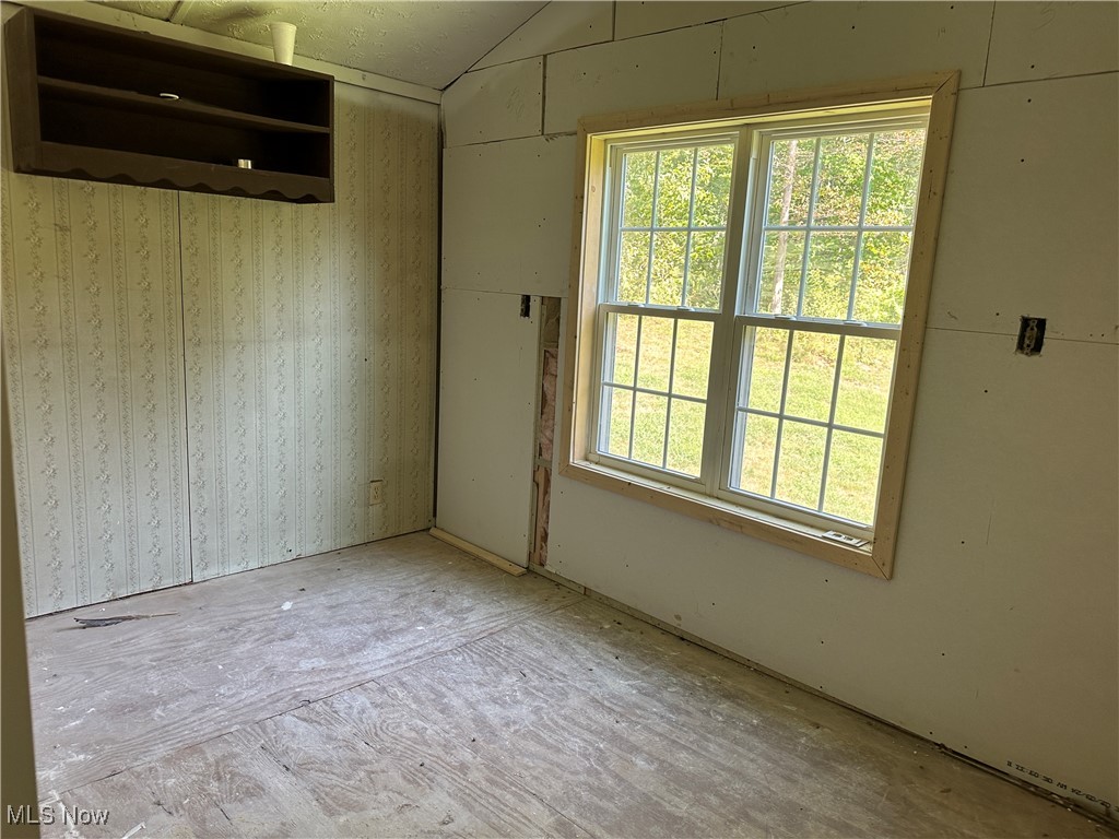 36 Friar Tuck Road Property Photo 14