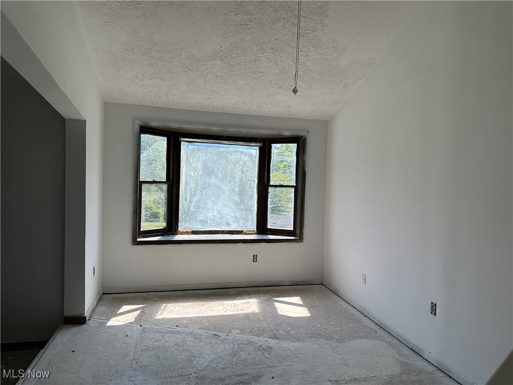 36 Friar Tuck Road Property Photo 17