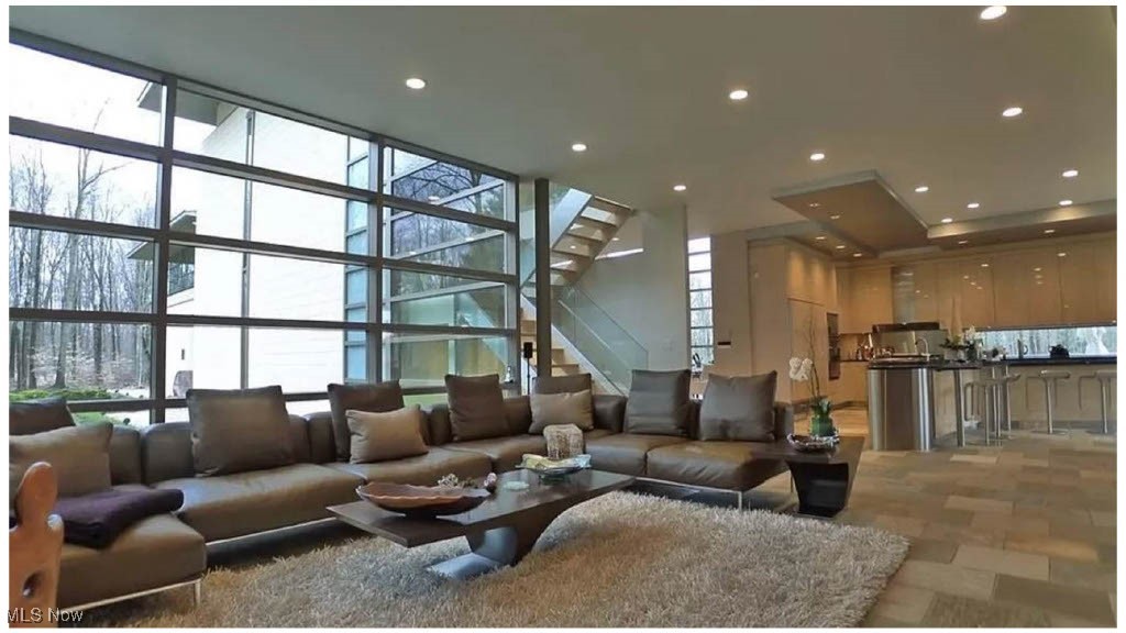 13695 County Line Road Property Photo 12