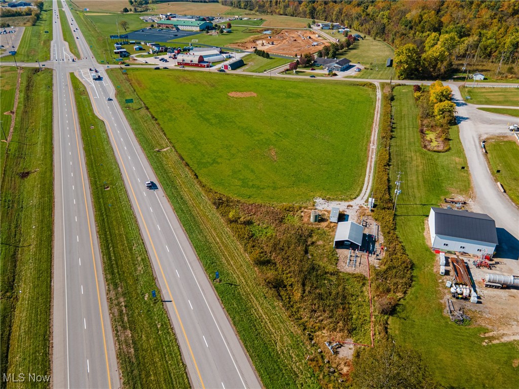 23900 Airport Road Property Photo 5
