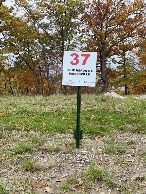 37 Blue Heron Court Property Photo 6