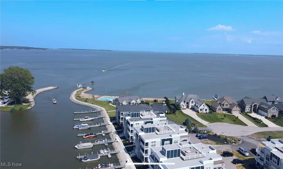 8 Yacht Club Lane Property Photo 16