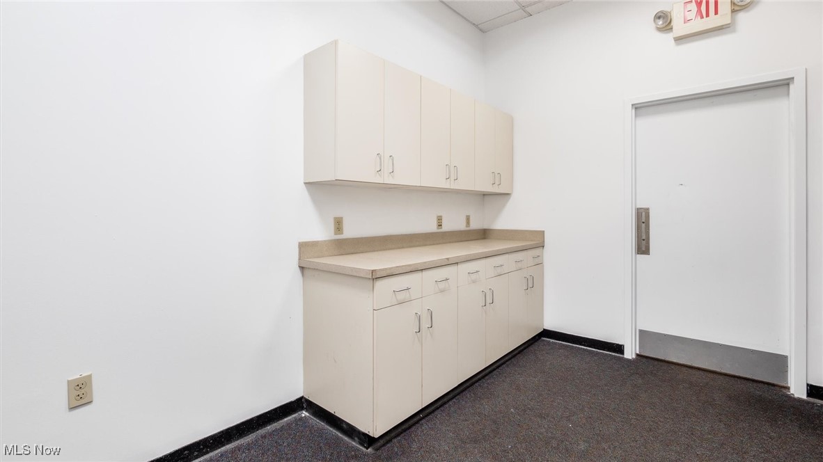 61600 - 61750 Southgate 7 Property Photo 15