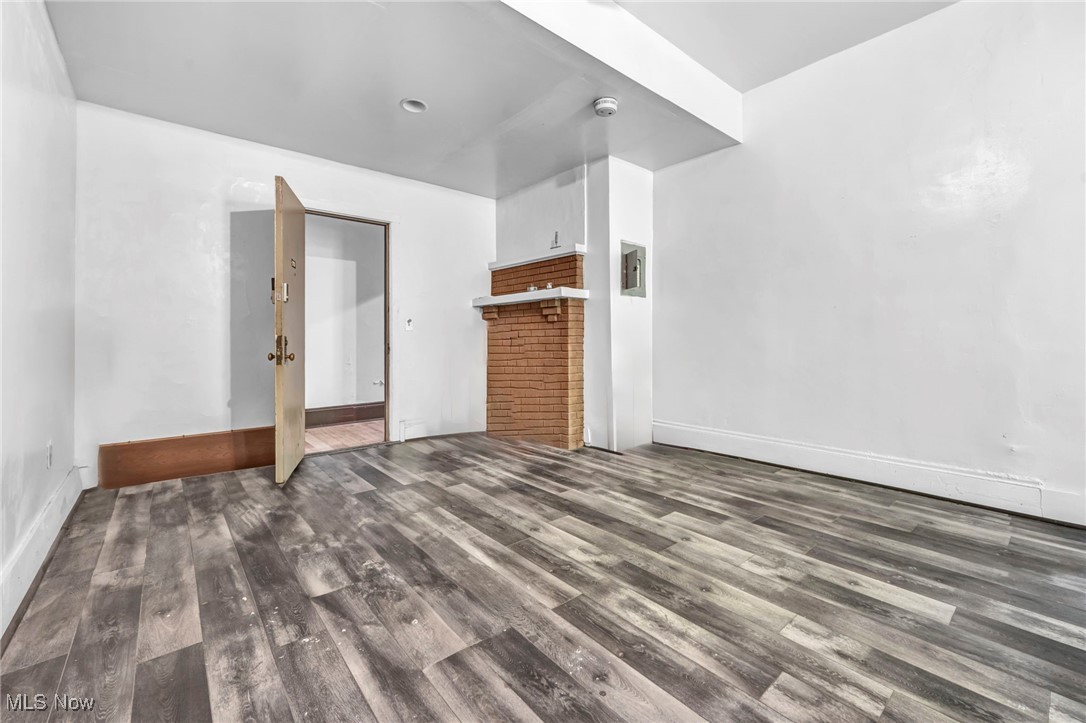 3226 Euclid Avenue Property Photo 12