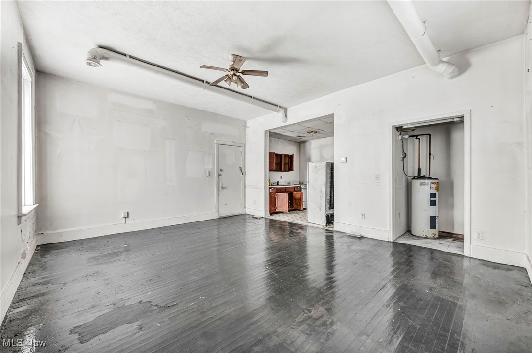 3226 Euclid Avenue Property Photo 16