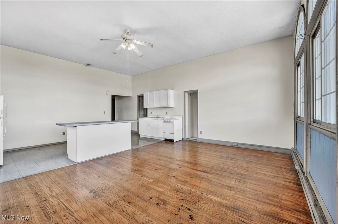 3226 Euclid Avenue Property Photo 24