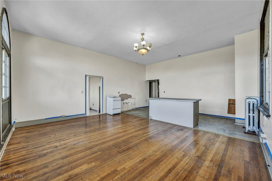 3226 Euclid Avenue Property Photo 26