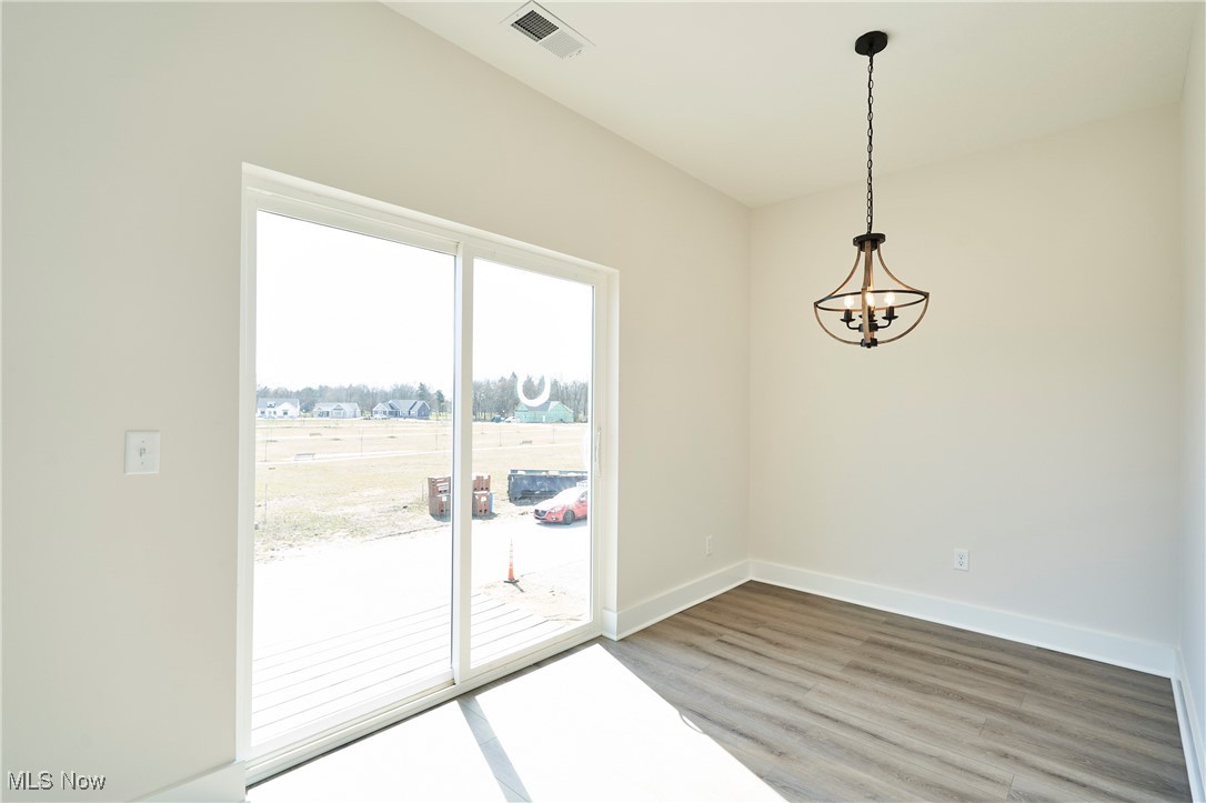 596 Mull Avenue 8 Property Photo 6