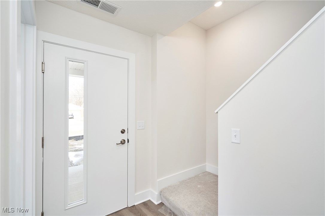 604 Mull Avenue 12 Property Photo 14