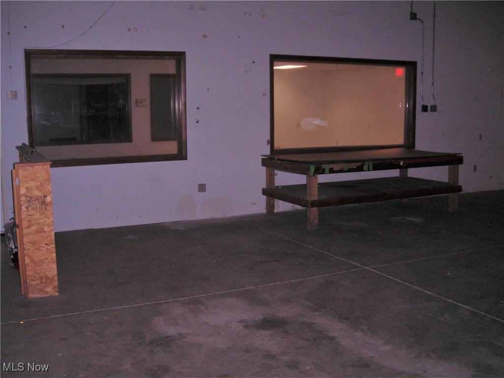 19511 Progress Drive Property Photo 10
