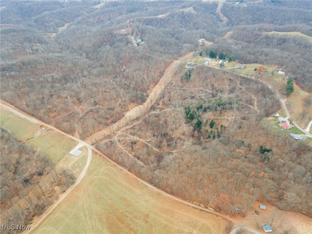 6500 Kings Ridge Road Property Photo 9