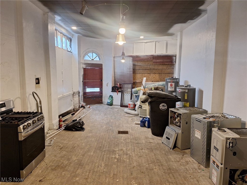 9019 Denison Avenue Property Photo 3