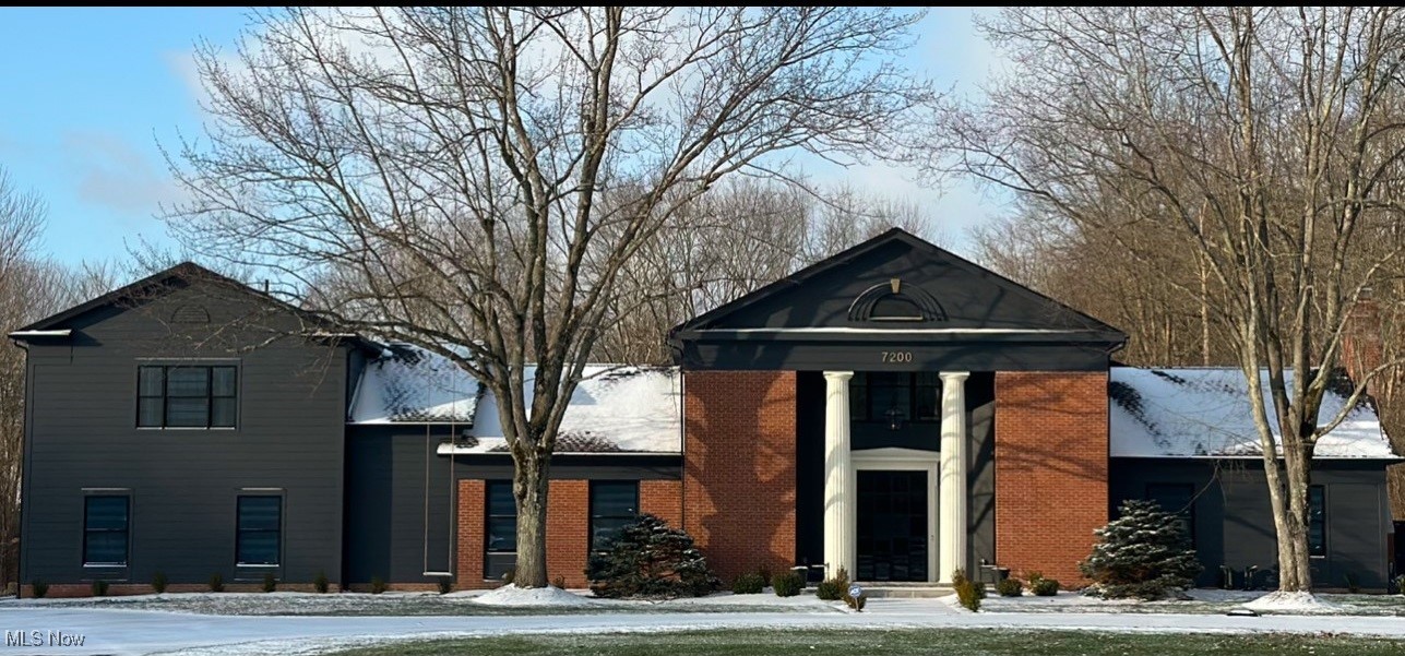 7200 Valley View Road Picture