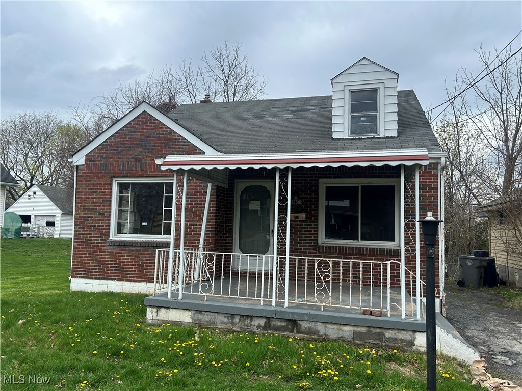 358 E Auburndale Avenue Property Photo