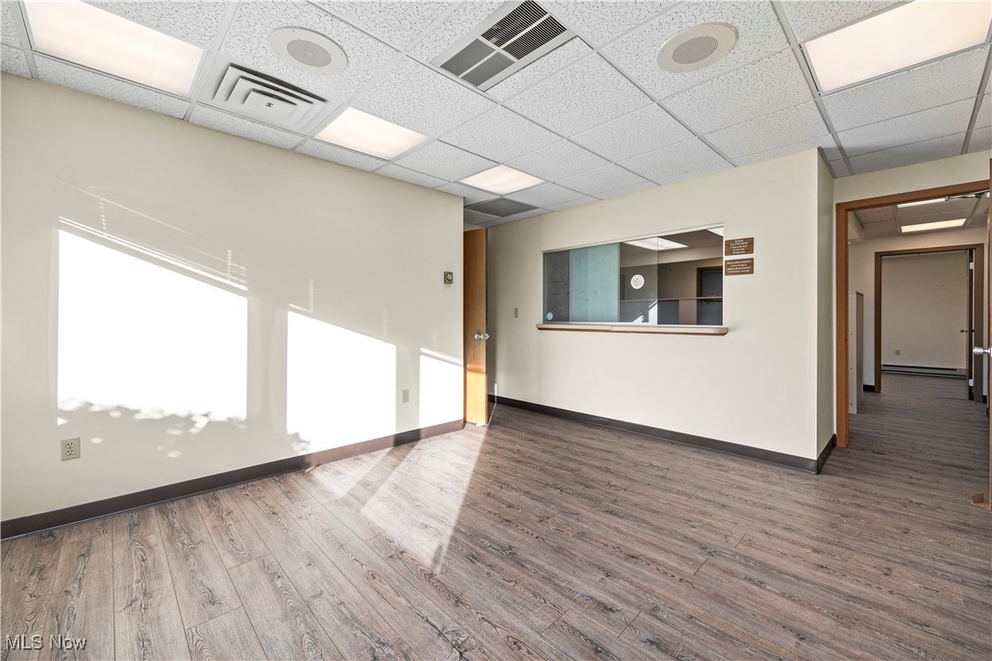 418 E Broad Street Property Photo 4