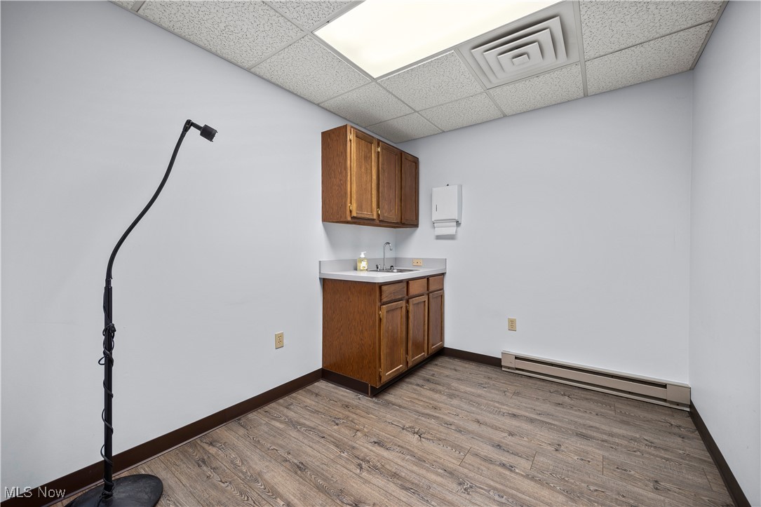 418 E Broad Street Property Photo 21