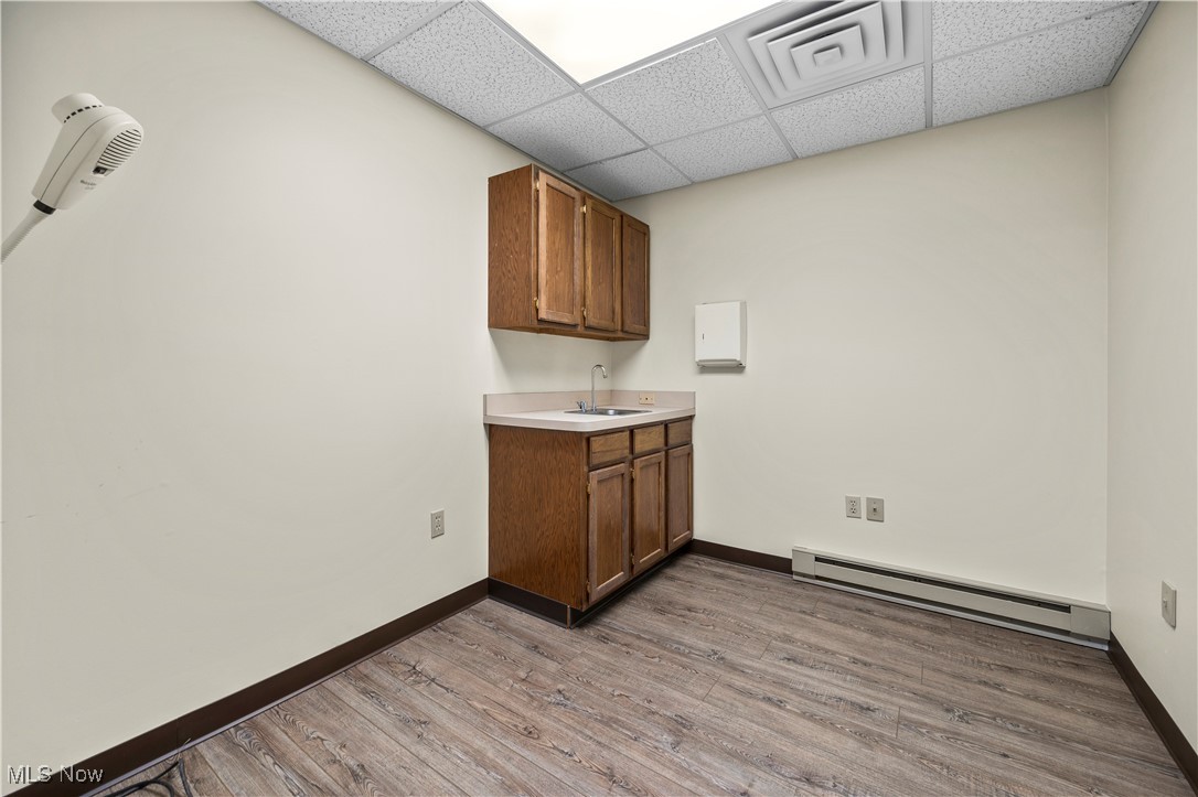 418 E Broad Street Property Photo 23