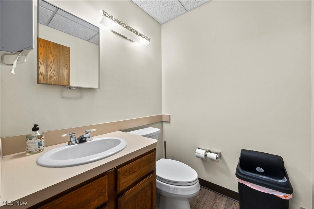 418 E Broad Street Property Photo 24