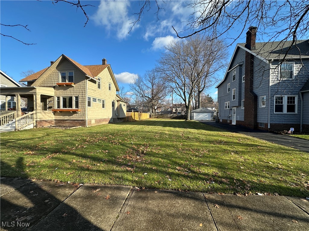 1161 Pomona Road Property Photo 1