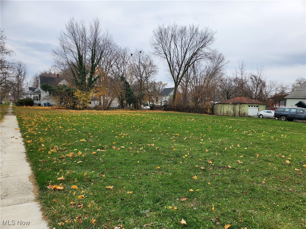 903-907 W 21st Street Property Photo 1