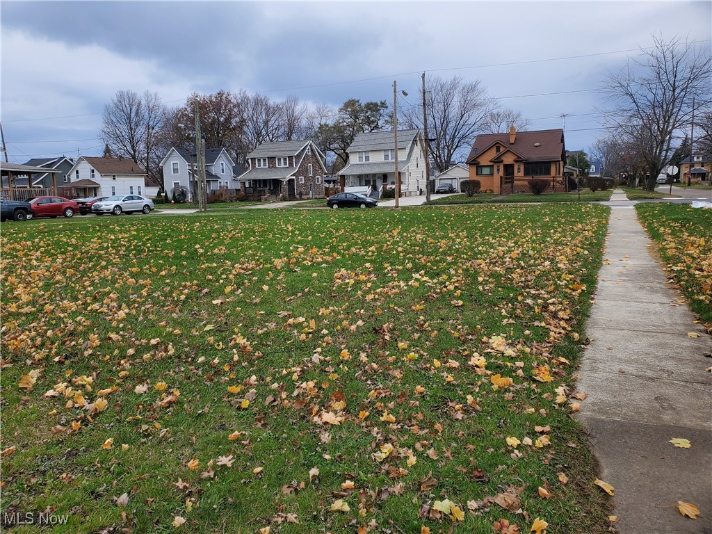 903-907 W 21st Street Property Photo 3