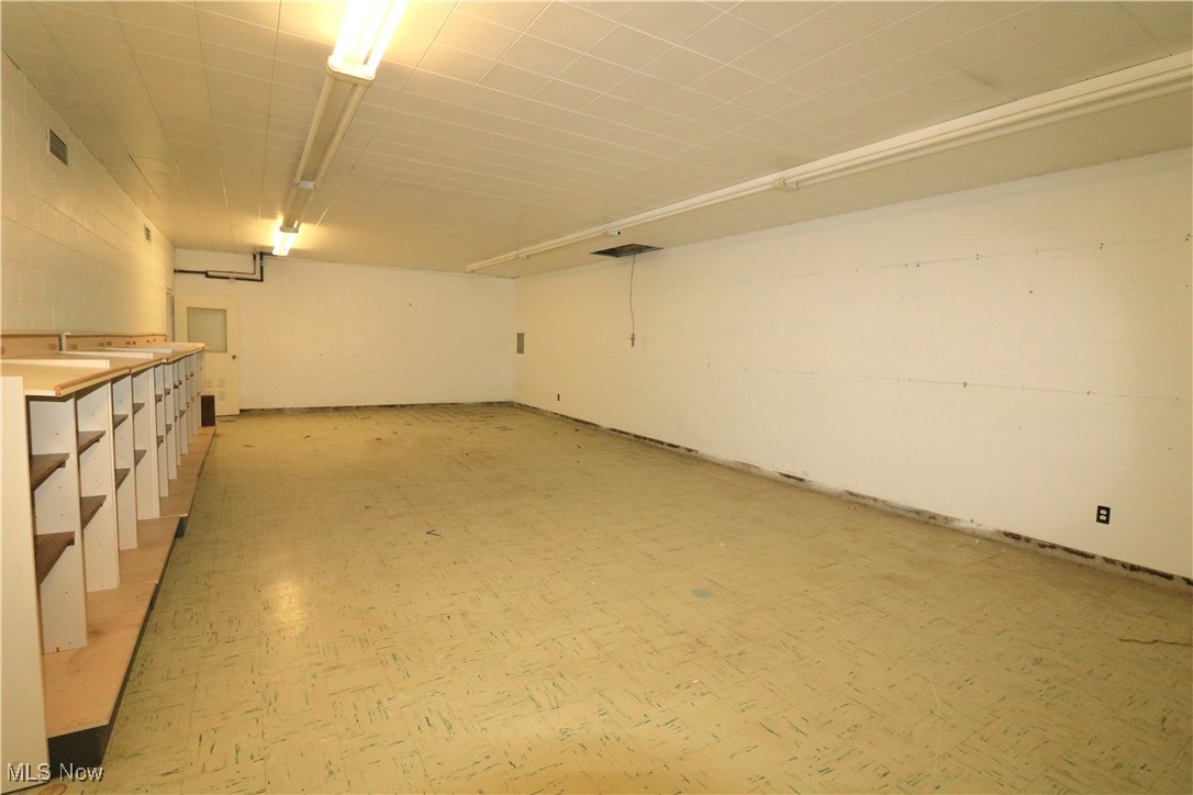 10 W Main Street Property Photo 23