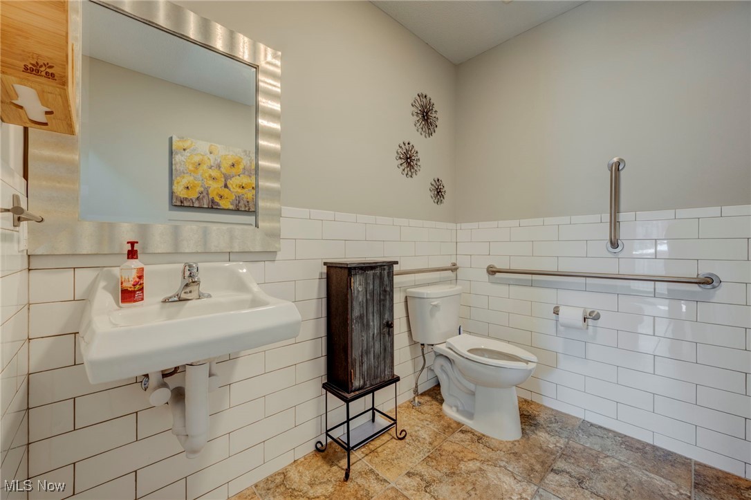 37040 Colorado Avenue Property Photo 14