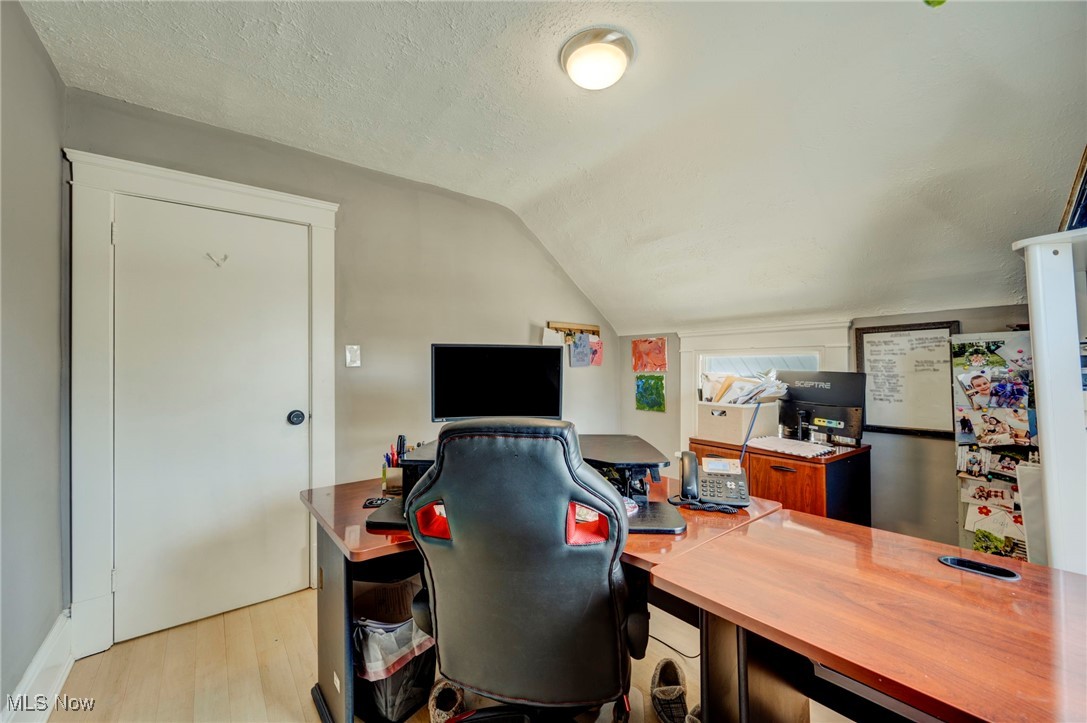 37040 Colorado Avenue Property Photo 23