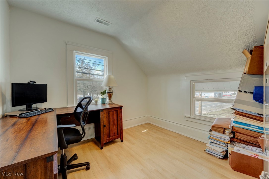 37040 Colorado Avenue Property Photo 26