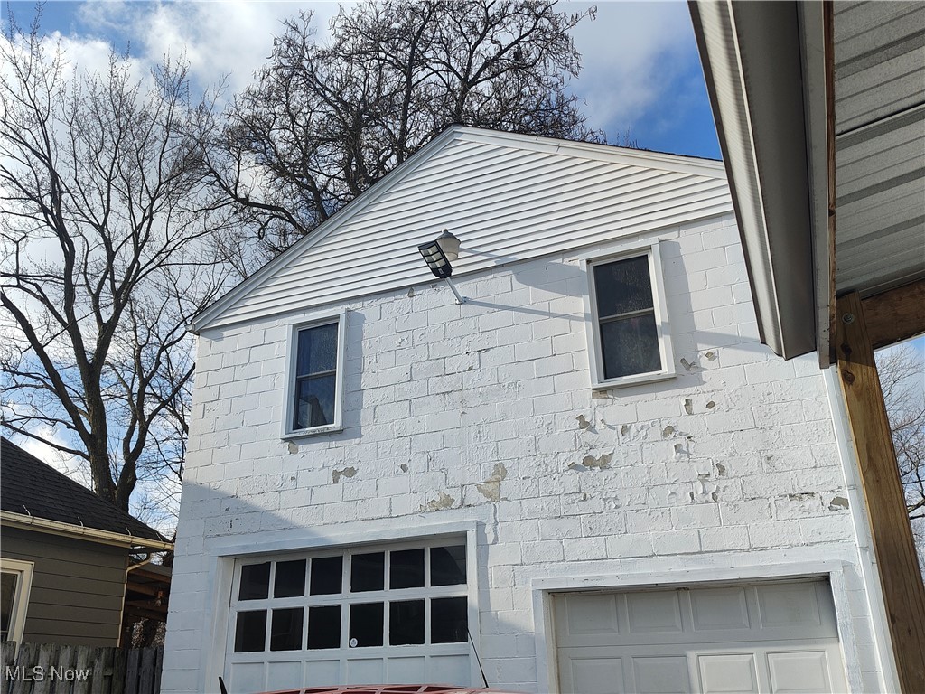 604 W 57th Street Property Photo 6
