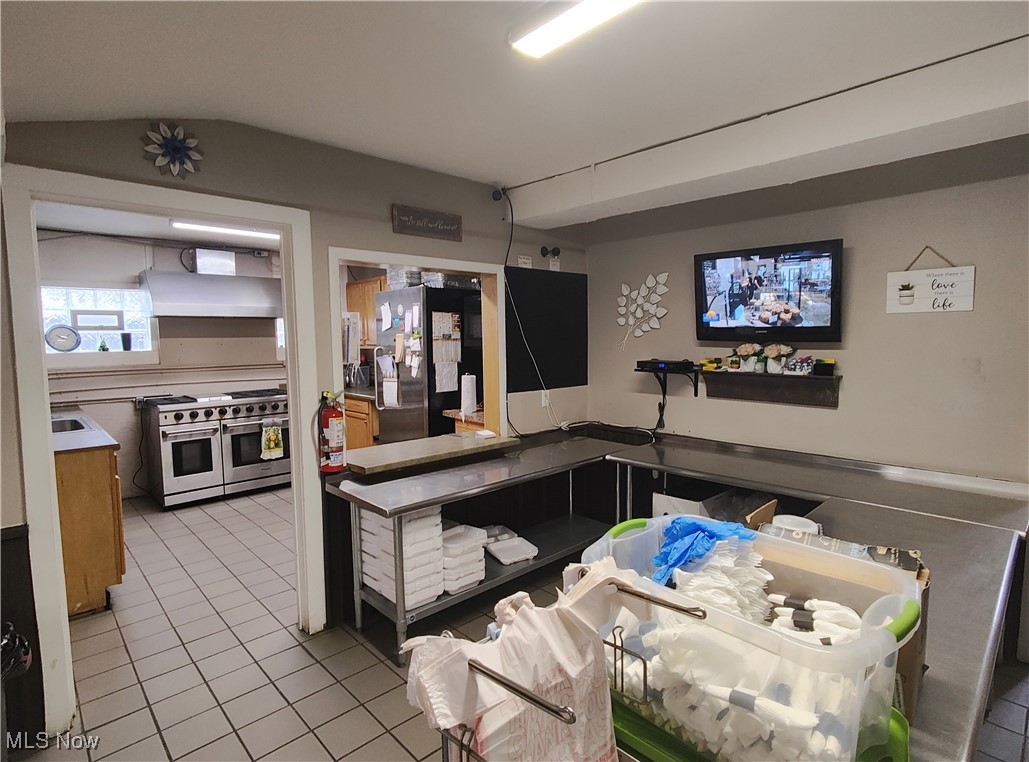 604 W 57th Street Property Photo 30