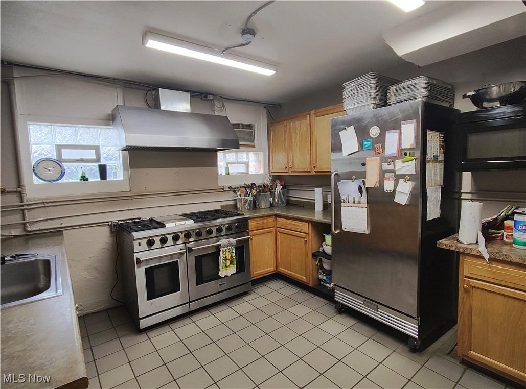 604 W 57th Street Property Photo 31