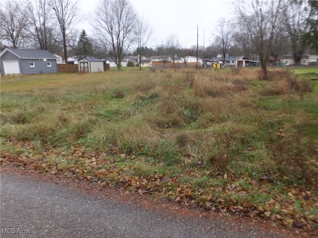 1044 Homestead Avenue Property Photo 1