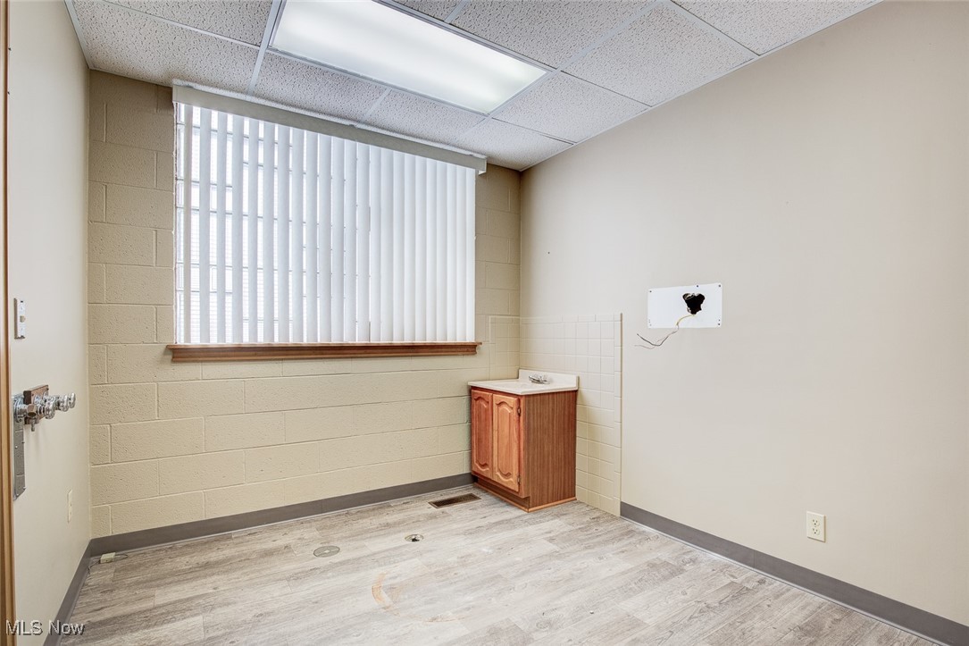 615 N Market Street Property Photo 7