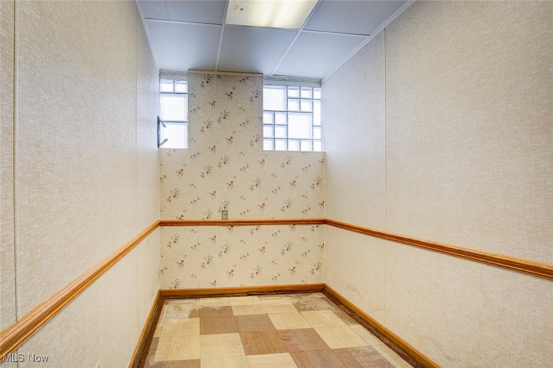 615 N Market Street Property Photo 22
