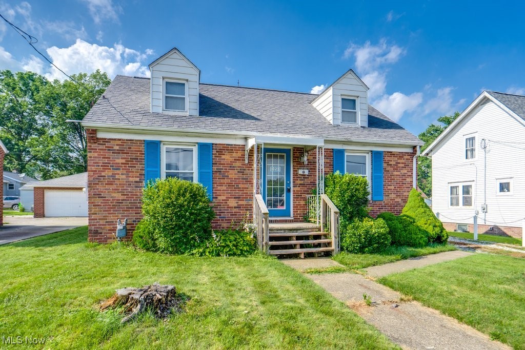 1077 W State Street Property Photo 1