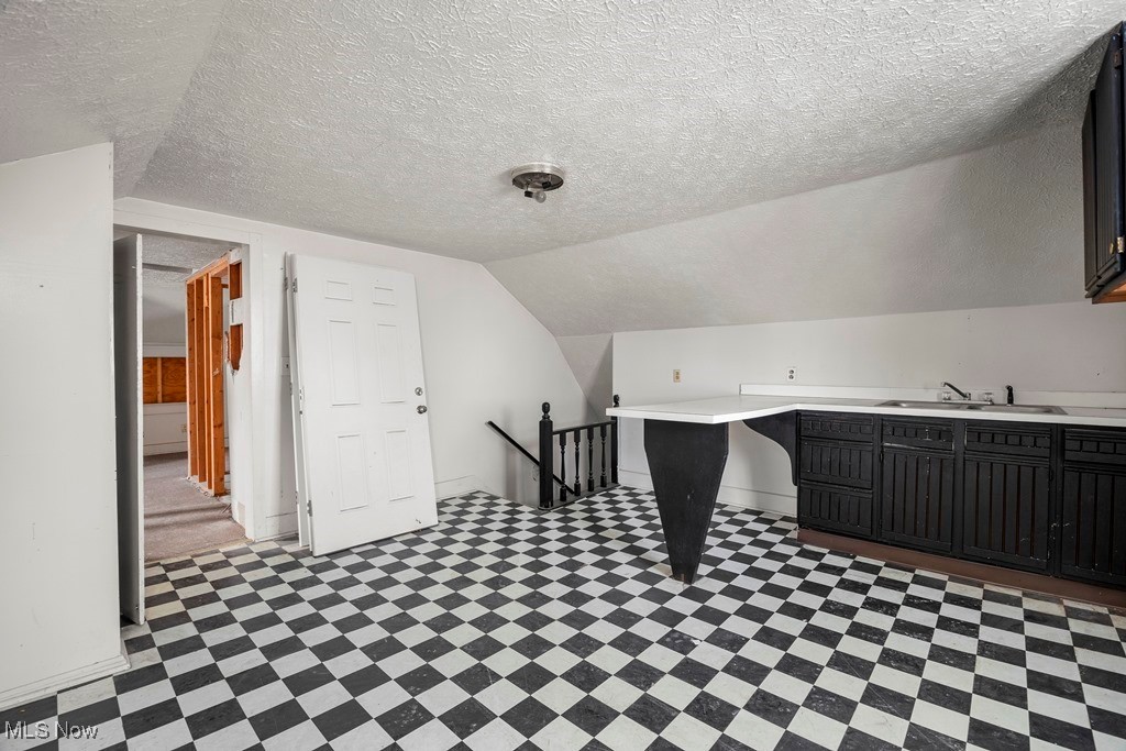 111 S Center Street Property Photo 25