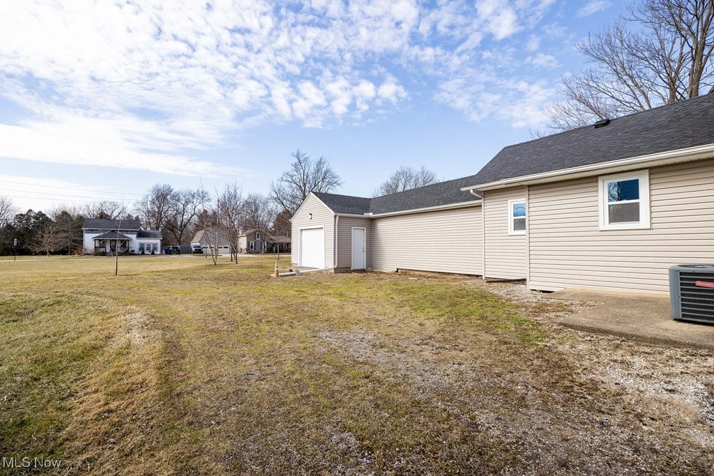 111 S Center Street Property Photo 33