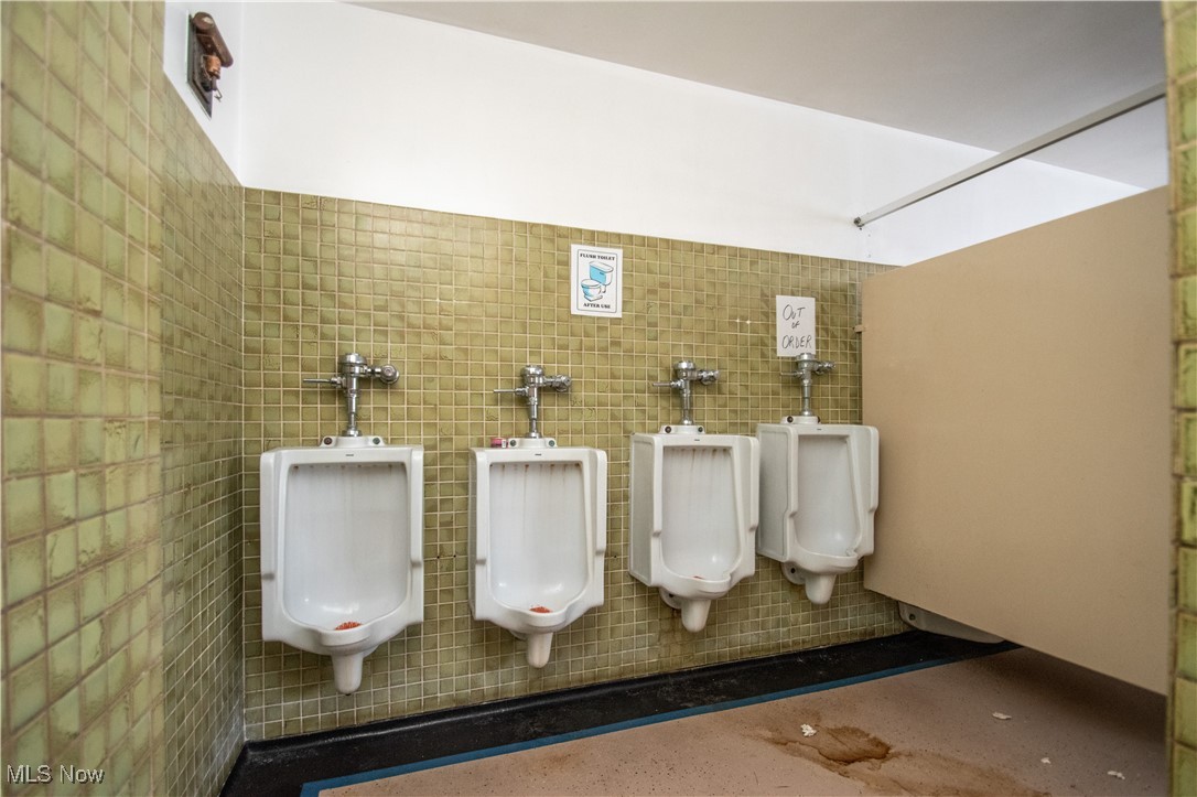 335 W Fifth Street Property Photo 40