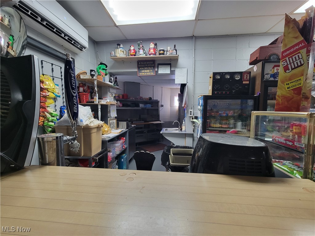 300 N Buffalo Street Property Photo 17