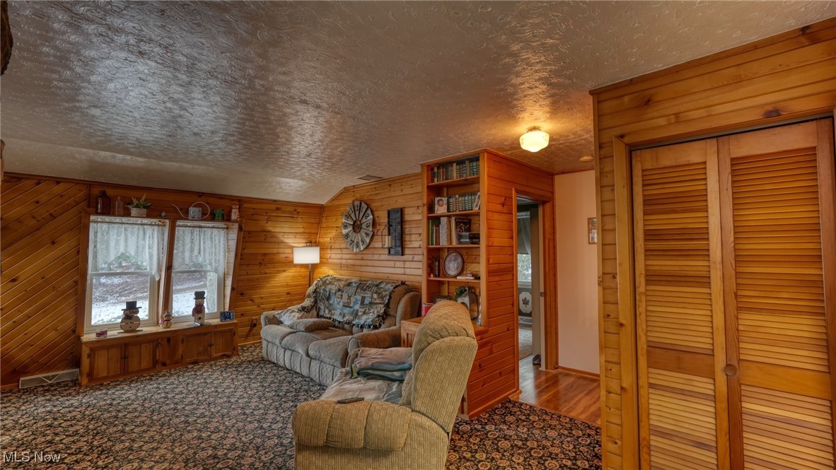 2250 Indian Camp Run Road Property Photo 12