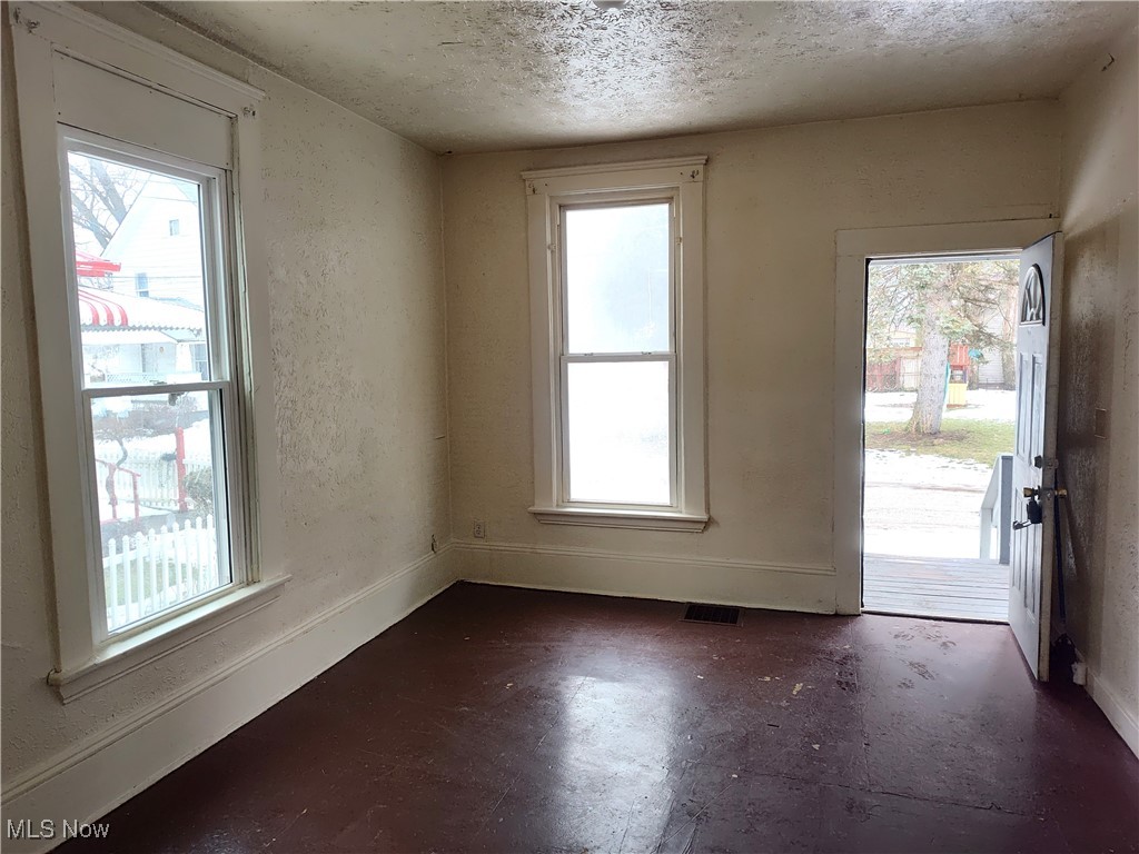 545 Audrey Place Property Photo 11