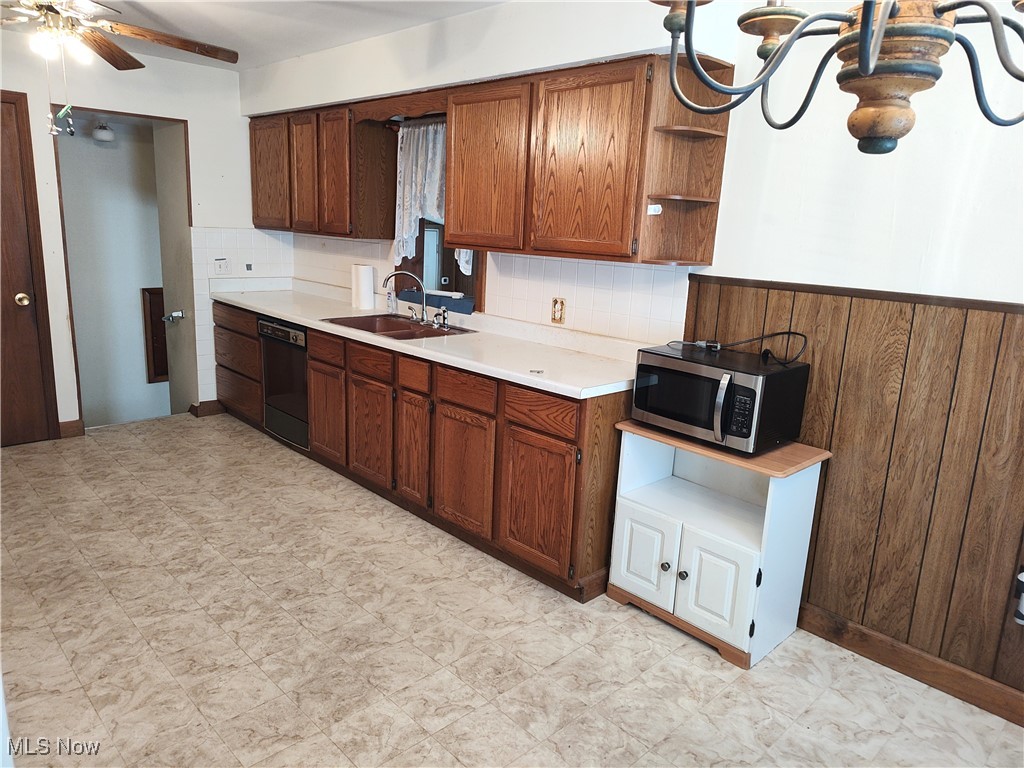 1427 Gladding Avenue Property Photo 18