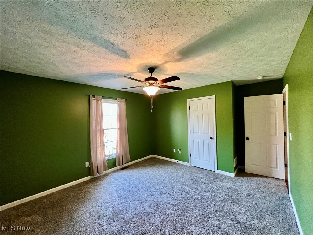 40900 Havenwood Drive Property Photo 10